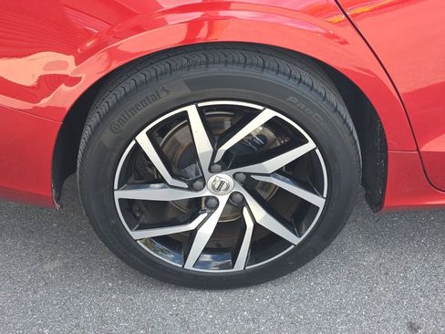 Used 2020 Volvo S60 T5 Momentum image 14