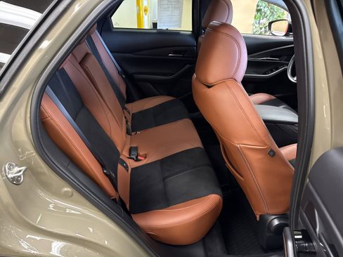 Used 2024 MAZDA CX-30 Carbon image 17