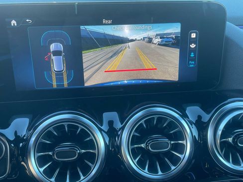 Certified 2025 Mercedes-Benz GLA 250 image 22