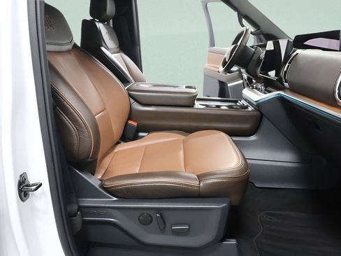 Used 2025 Ford Expedition King Ranch AWD/4WD image 38