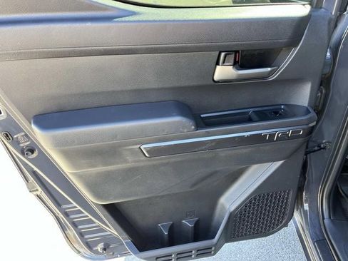 Used 2024 Toyota Tacoma TRD Sport image 16