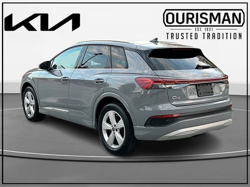Used 2022 Audi Q4 e-tron Premium Plus w/ Premium Plus image 3