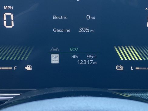 Certified 2025 Kia Sorento EX AWD/4WD image 30