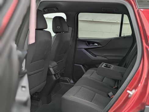 Used 2026 Chevrolet Equinox LT image 10