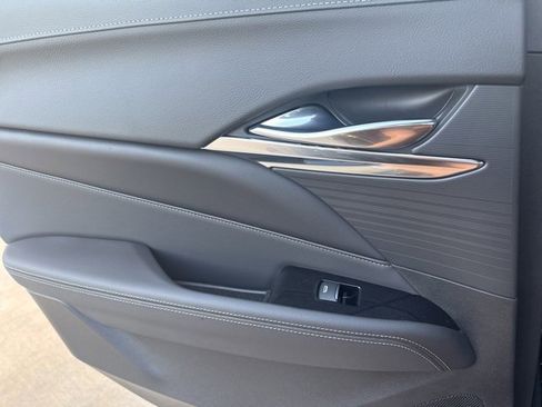 New 2025 Cadillac CT4 Premium Luxury image 18