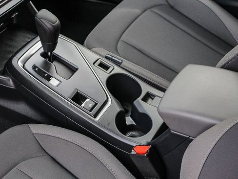 Certified 2025 Subaru Impreza 2.0i image 18