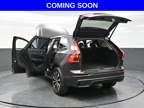 Used 2025 Volvo XC60 B5 Plus w/ Climate Package AWD/4WD image 37
