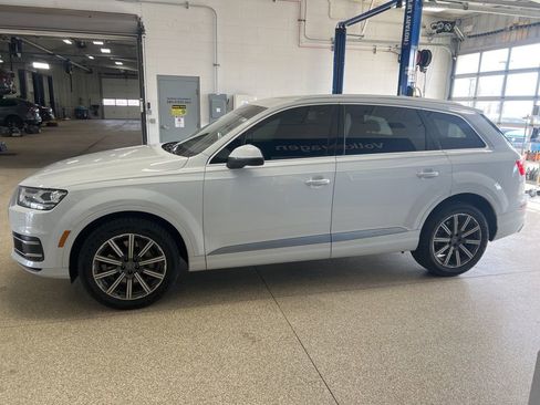 Used 2019 Audi Q7 3.0T Premium w/ Convenience Package image 8