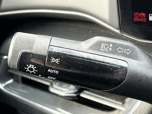 Used 2025 Kia K4 EX FWD image 38