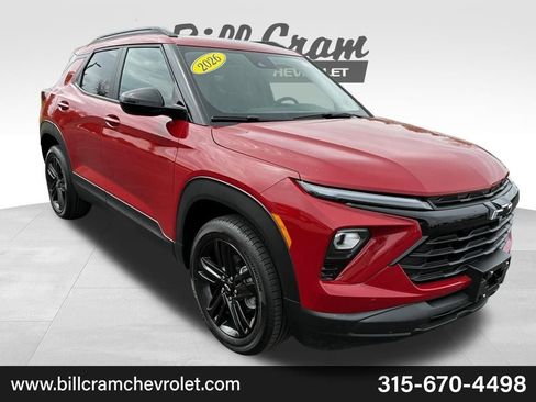 New 2026 Chevrolet TrailBlazer LT w/ Midnight Edition AWD/4WD image 1