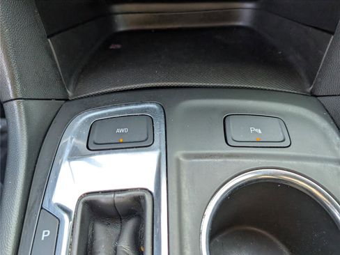 Used 2022 Chevrolet Equinox LT AWD/4WD image 26