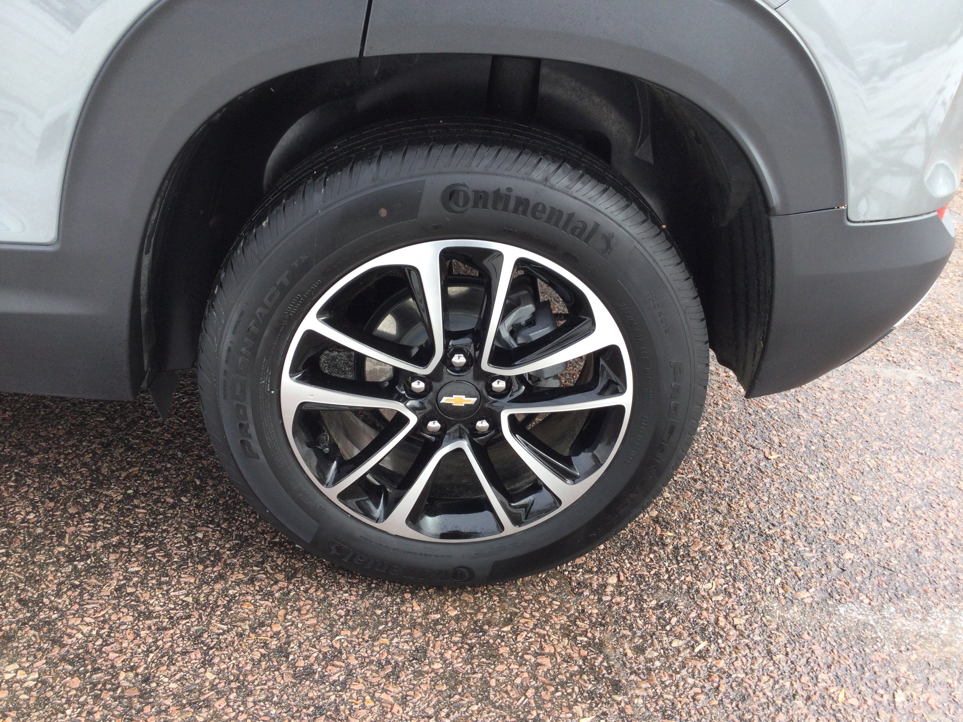 Used 2025 Chevrolet TrailBlazer LT w/ Driver Confidence Package AWD/4WD image 5