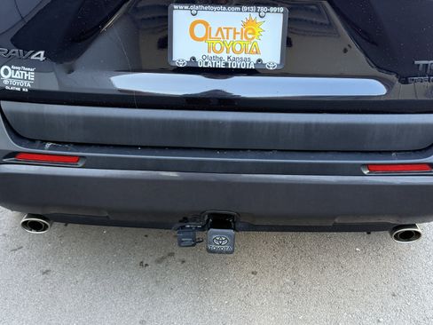 Certified 2022 Toyota RAV4 TRD Off-Road image 26