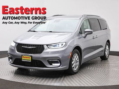 Used 2021 Chrysler Pacifica Touring-L