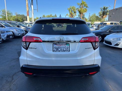 Used 2021 Honda HR-V Sport image 5