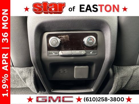 New 2026 GMC Acadia AT4 w/ Luxury Package image 18