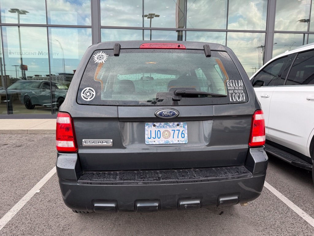 Used 2009 Ford Escape XLS FWD image 5