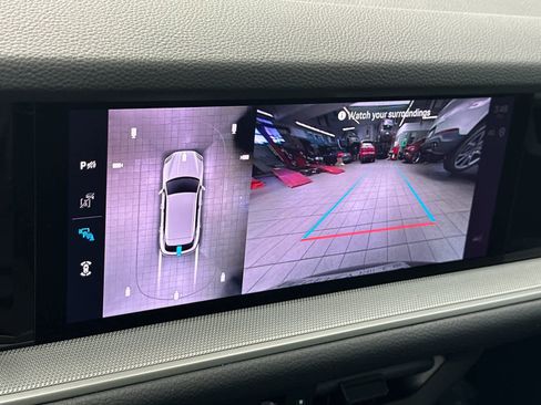 New 2026 Porsche Cayenne image 23