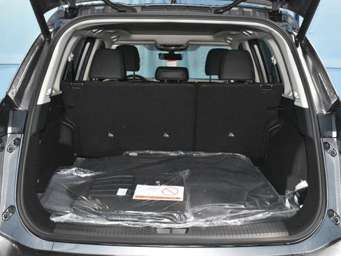 New 2026 Nissan Rogue SV AWD/4WD image 25
