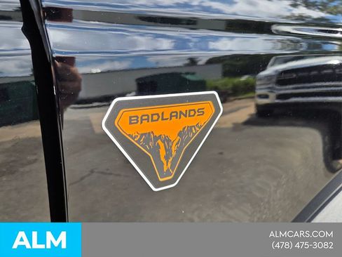 Used 2025 Ford Bronco Badlands AWD/4WD image 14