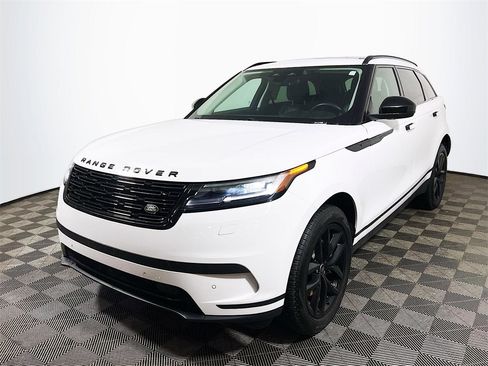 Used 2024 Land Rover Range Rover Velar S image 4