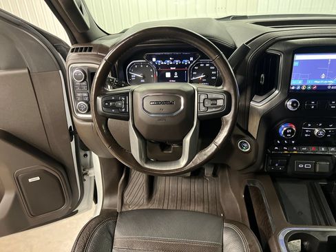 Certified 2020 GMC Sierra 1500 Denali w/ Technology Package AWD/4WD image 19