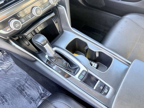 Used 2019 Honda Accord Sport image 14