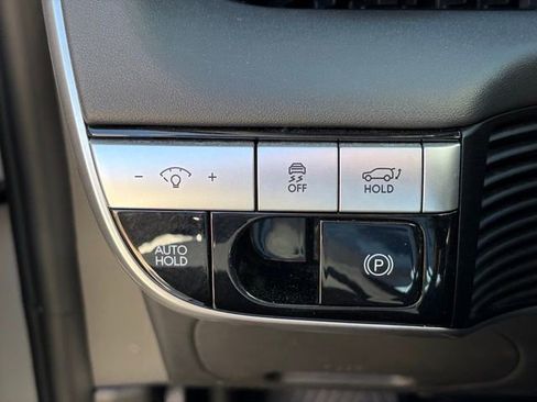Used 2024 Hyundai Ioniq 5 Limited image 22