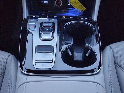 Certified 2022 Hyundai Tucson Limited image 18