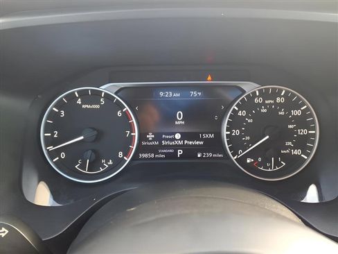 Used 2023 Nissan Rogue S image 25