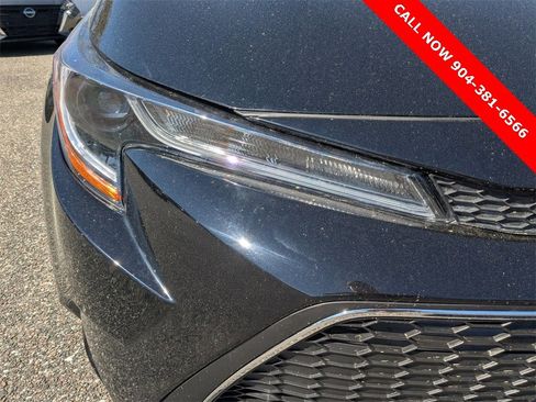 Used 2025 Toyota Corolla LE image 10