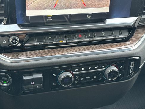 Used 2024 Chevrolet Silverado 1500 RST w/ Z71 Off-Road Package image 16