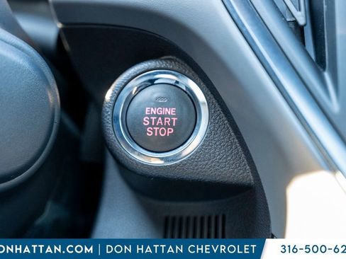 Used 2025 Subaru Crosstrek 2.5i Limited w/ Crosstrek Mirror Package image 12