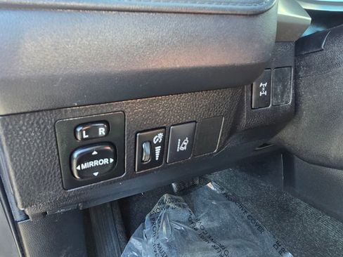 Certified 2018 Toyota RAV4 LE w/ All Weather Liner Package image 19