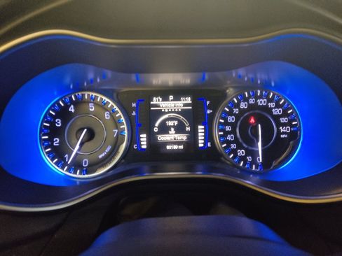 Used 2017 Chrysler 200 LX image 25