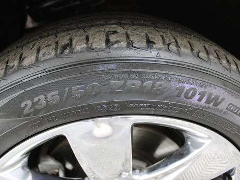 Used 2011 Buick LaCrosse CXL w/ Driver Confidence Package image 38