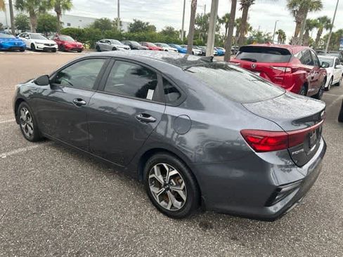 Used 2020 Kia Forte LXS FWD image 17