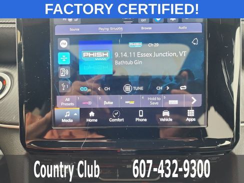 Used 2024 Jeep Grand Cherokee L Laredo AWD/4WD image 17