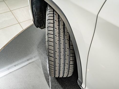 Used 2018 Lexus RX 350L AWD w/ Premium Package image 44