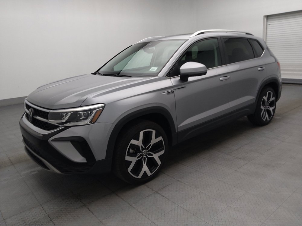 Used 2023 Volkswagen Taos SEL AWD/4WD image 2