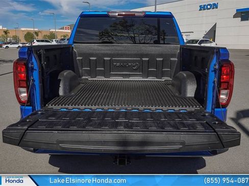 Used 2022 GMC Sierra 1500 Elevation image 27