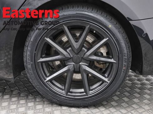 Used 2018 Tesla Model 3 Long Range image 27