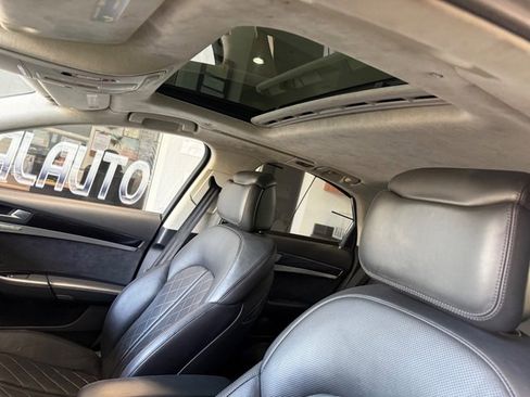 Used 2016 Audi S8 AWD/4WD image 16