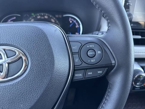 Certified 2022 Toyota RAV4 Limited image 30