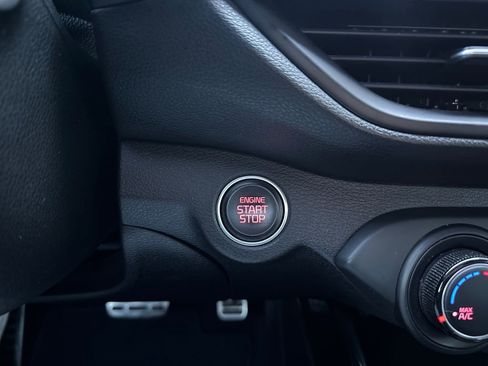 Used 2021 Kia Forte GT-Line image 27