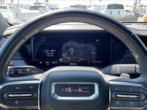 Used 2024 GMC Acadia Elevation AWD/4WD image 21