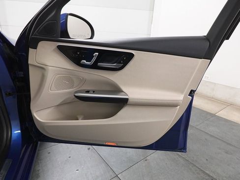 Used 2023 Mercedes-Benz C 300 4MATIC Sedan image 29