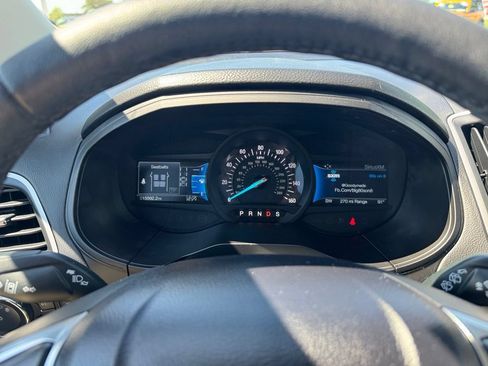 Certified 2024 Ford Edge SEL w/ Convenience Package AWD/4WD image 25