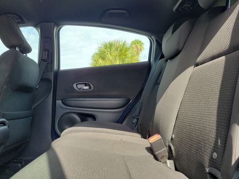 Certified 2020 Honda HR-V Sport image 10
