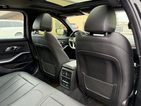 Used 2020 BMW 330i xDrive 330i xDrive w/ Convenience Package image 21